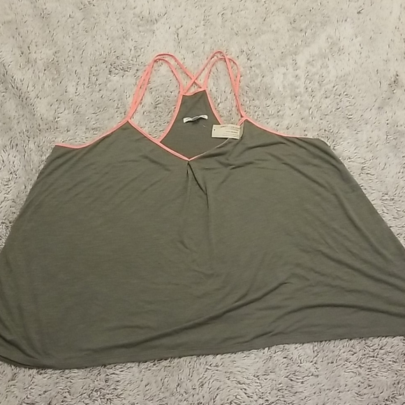 American Eagle tank top - Picture 1 of 3